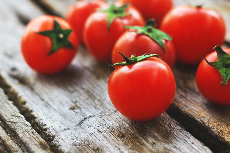 La tomate cerise rose perlée, conseils jardinage pour votre plante